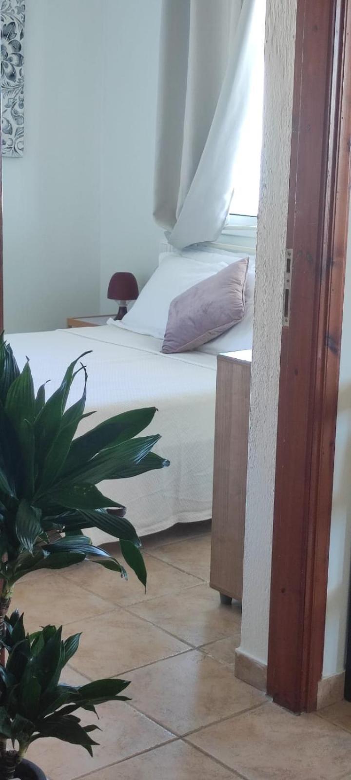 Astra Sea View Apartment, Sea Front Kokkini Hani Ngoại thất bức ảnh